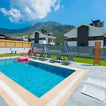 Вилла Bahar 3 Oludeniz Luxury *